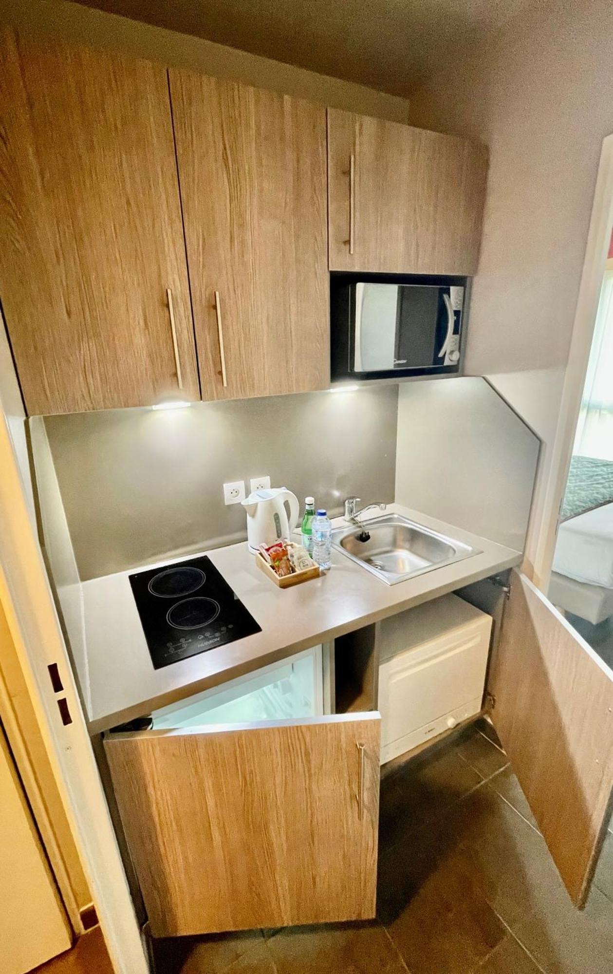 Residhome Paris-guyancourt 3* Guyancourt