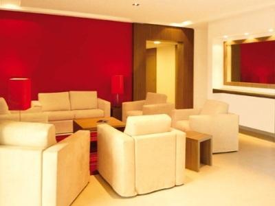 Residhome Paris-guyancourt Apart-hotel